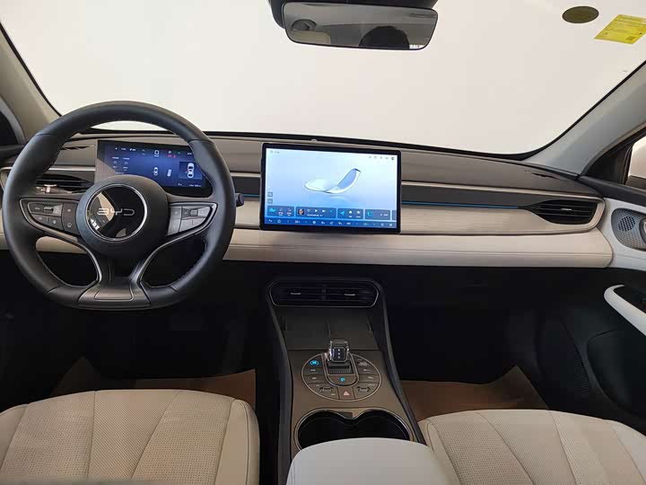 BYD Seal 05 DM-i Hybrid, 2024 — фото 8 из 9