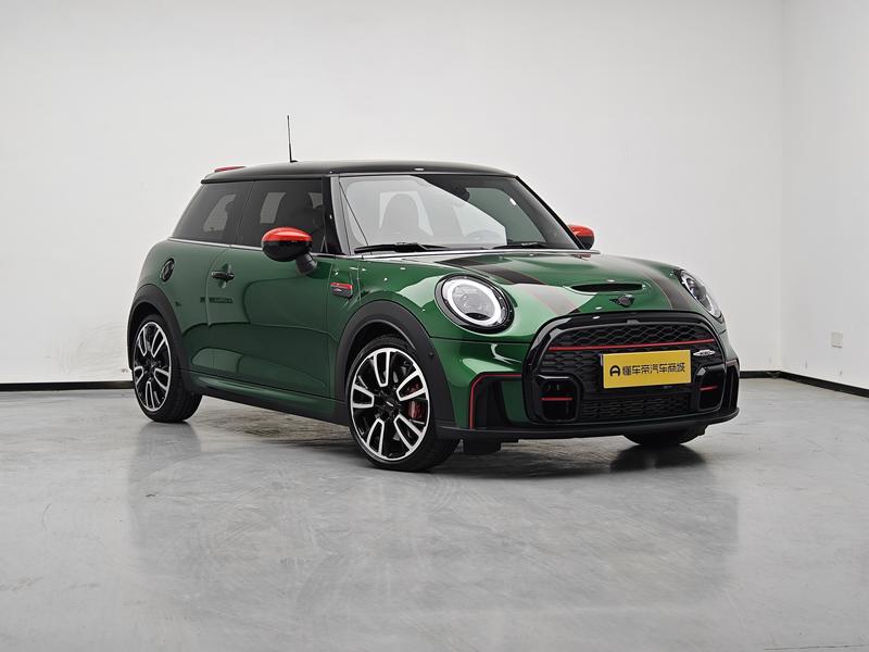 Mini Mini JCW, 2023 — фото 3 из 12