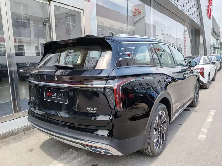 Hongqi HS7 Hybrid, 2026 — фото 7 из 9