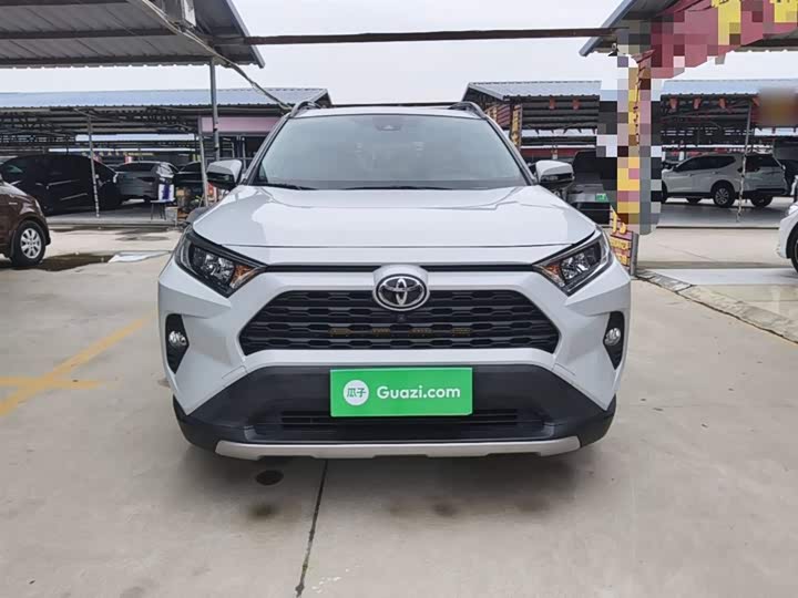 Toyota RAV4, 2021 — фото 3 из 9