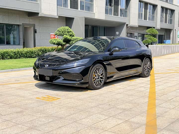 Denza Z9GT, 2026 — купить в Санкт-Петербурге под ключ