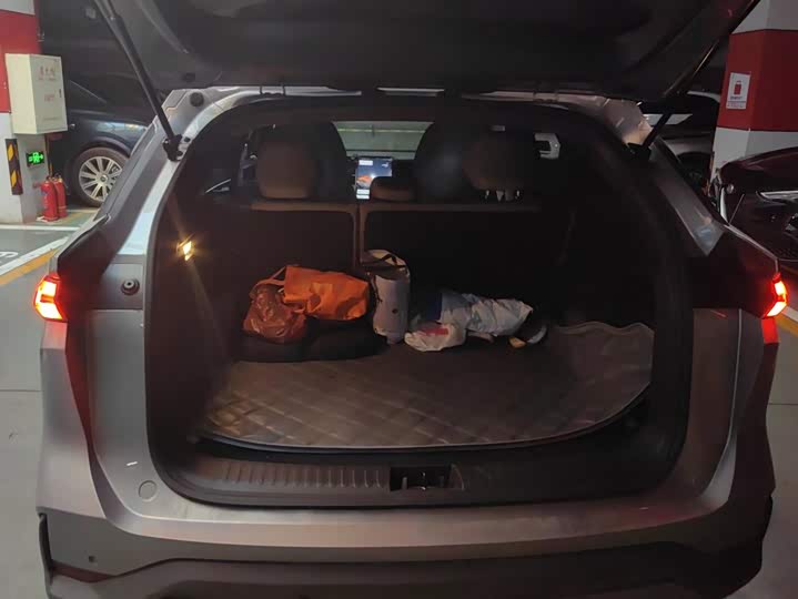 Geely Galaxy L7, 2025 — фото 4 из 9