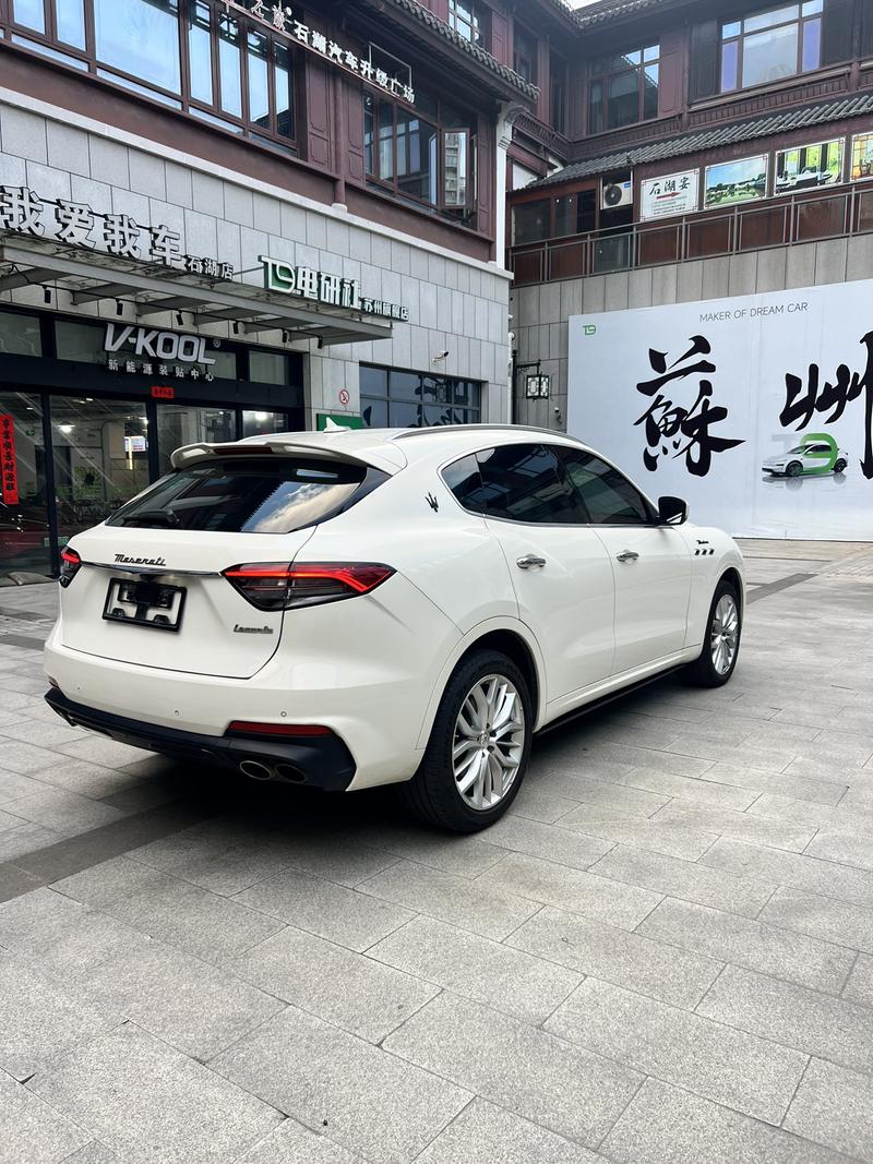 Maserati Levante, 2021 — фото 6 из 12