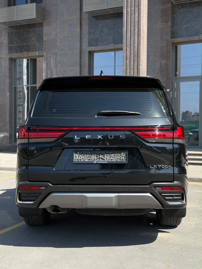 Lexus LX, 2025 — фото 9 из 12
