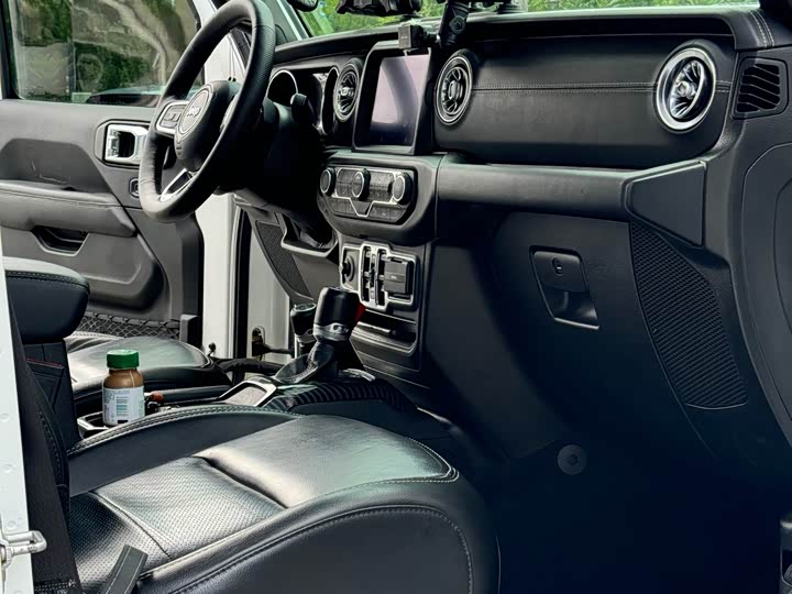 Jeep Wrangler Hybrid, 2021 — фото 8 из 11