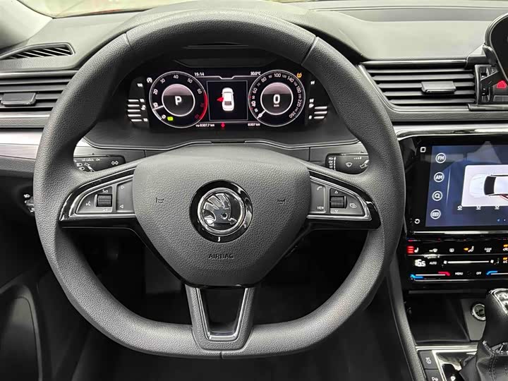 Skoda Superb, 2024 — фото 3 из 9