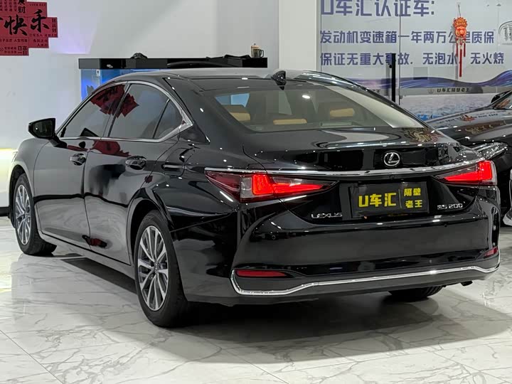 Lexus ES, 2021 — фото 9 из 9