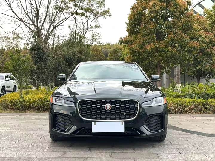 Jaguar XF L, 2022 — фото 2 из 9