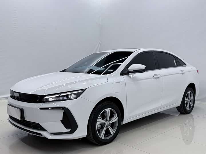 Geely Emgrand L Hi·P Hybrid, 2025 — купить в Владимире под ключ