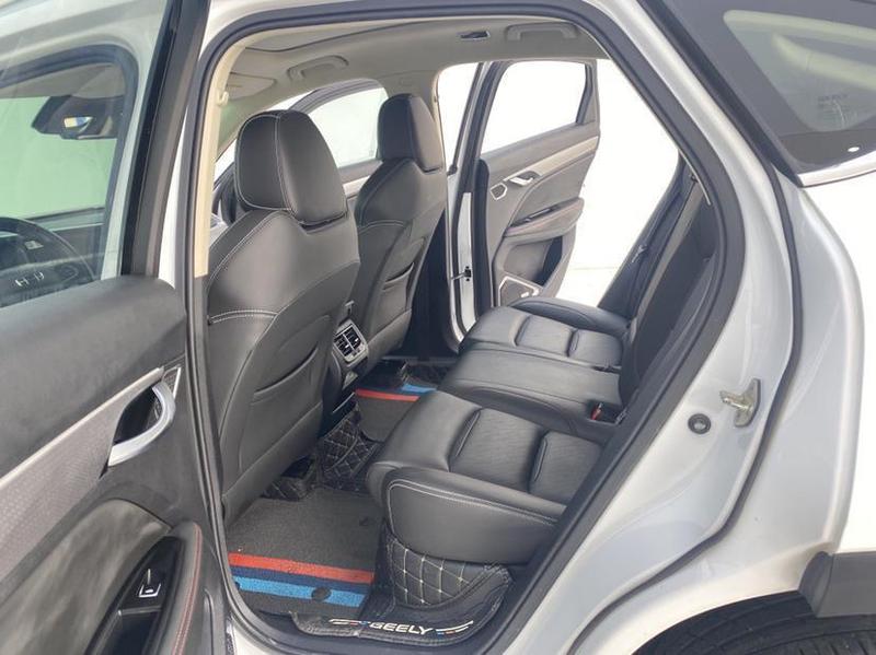 Geely Tugella S, 2022 — фото 9 из 10