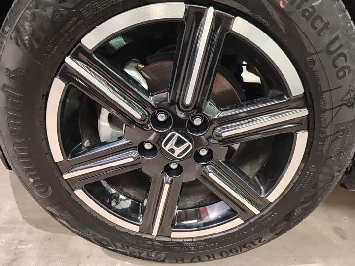Honda Vezel, 2023 — фото 8 из 9