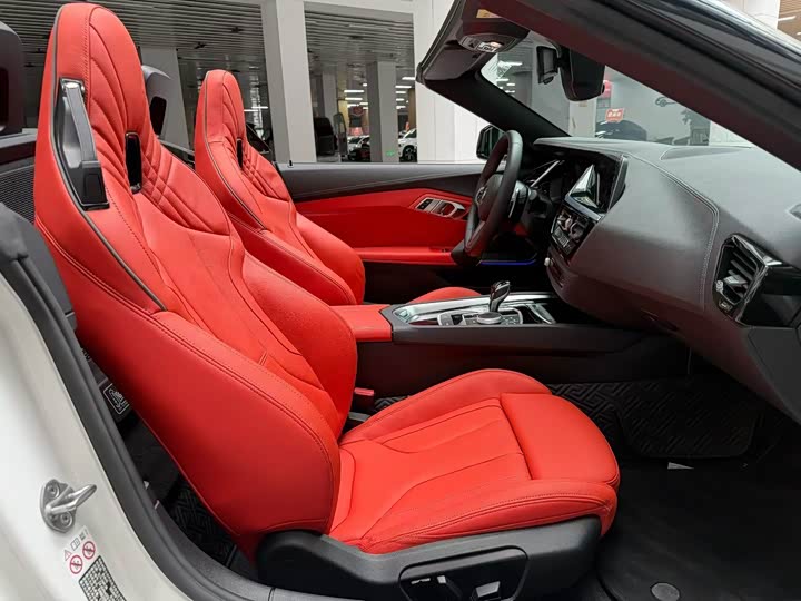 BMW Z4, 2022 — фото 8 из 9