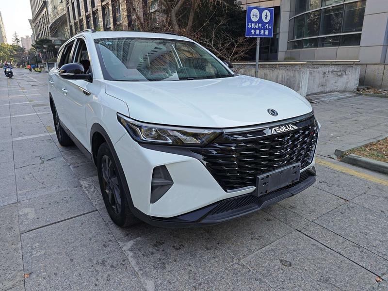 Dongfeng Aeolus AX7, 2022 — фото 3 из 12