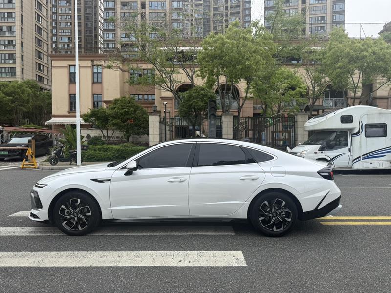 Hyundai Sonata N Line, 2024 — фото 4 из 12