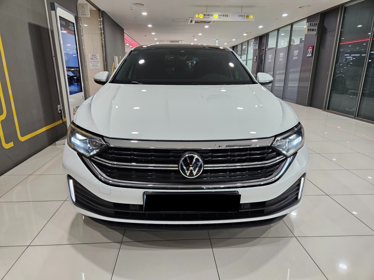 Volkswagen Jetta, 2023 — фото 3 из 12