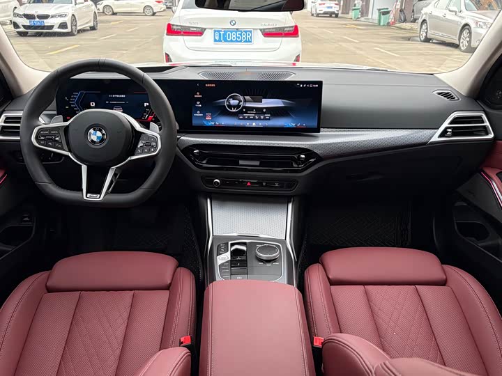 BMW 3 Series, 2025 — фото 9 из 9