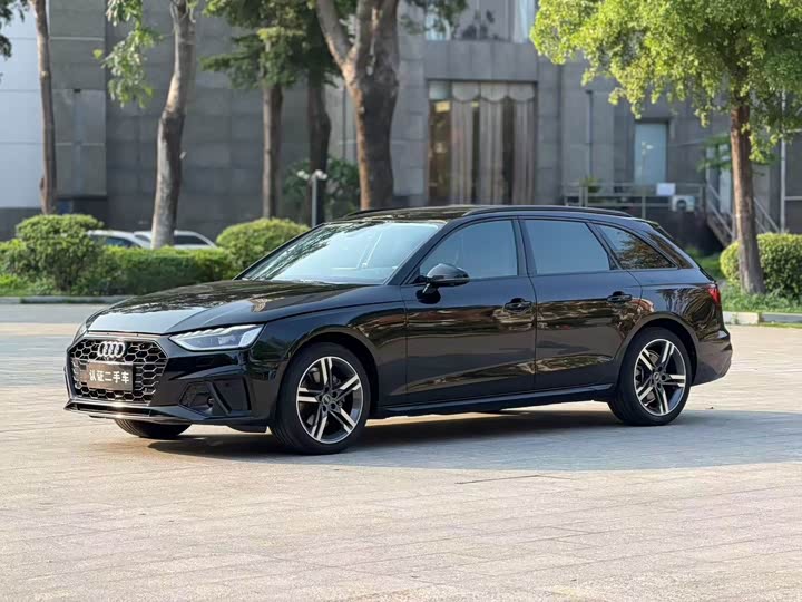Audi A4, 2022 — купить в Самаре под ключ
