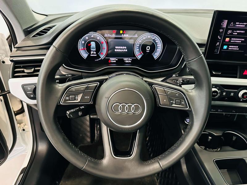 Audi A4L, 2022 — фото 8 из 12