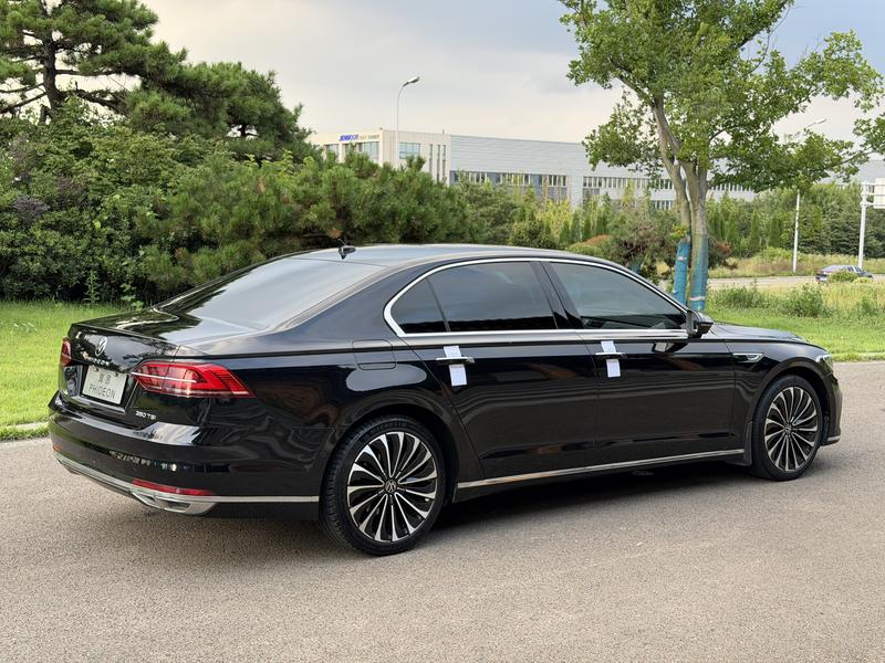 Volkswagen Phideon, 2023 — фото 6 из 10