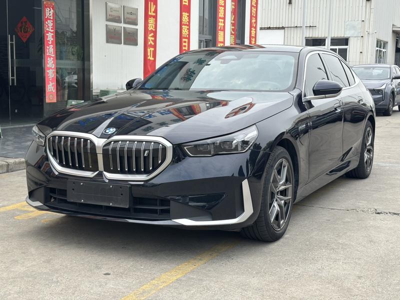 BMW i5, 2023 — купить в Тольятти под ключ
