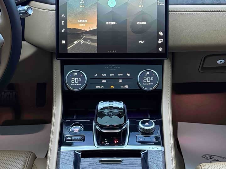 Jaguar XF L, 2023 — фото 8 из 9