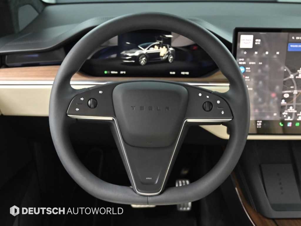 Tesla Model X, 2026 — фото 12 из 12
