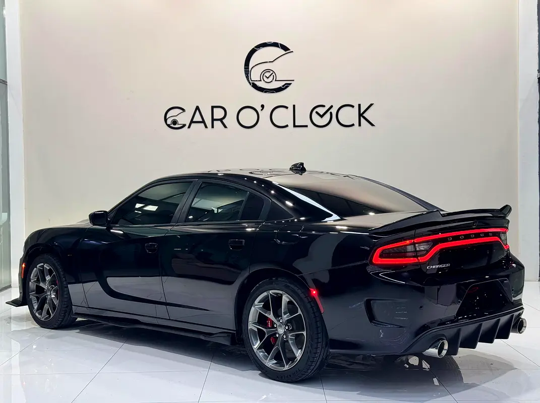 Dodge Charger, 2023 — фото 6 из 10