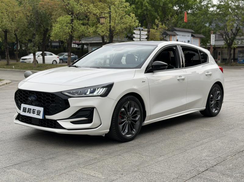 Ford Focus, 2022 — купить в Белгороде под ключ