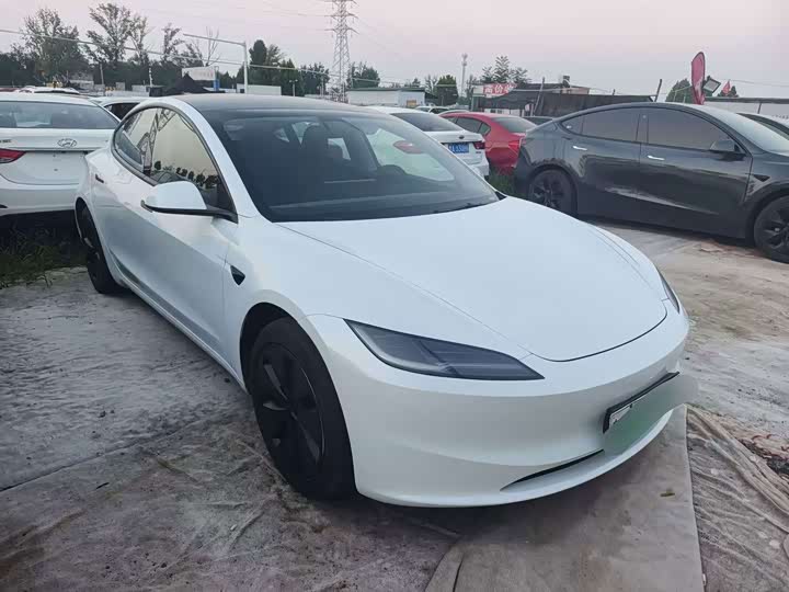 Tesla Model 3, 2025 — фото 3 из 9
