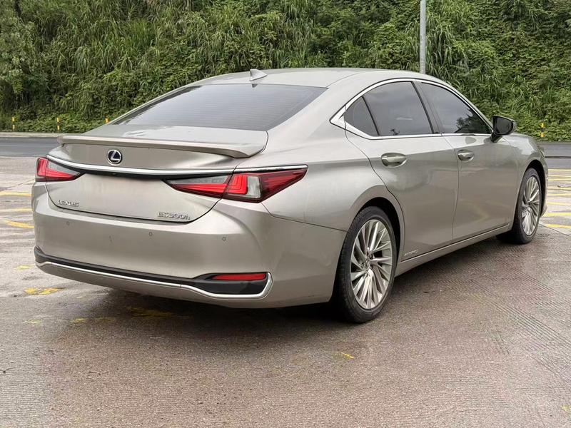 Lexus ES, 2021 — фото 7 из 12