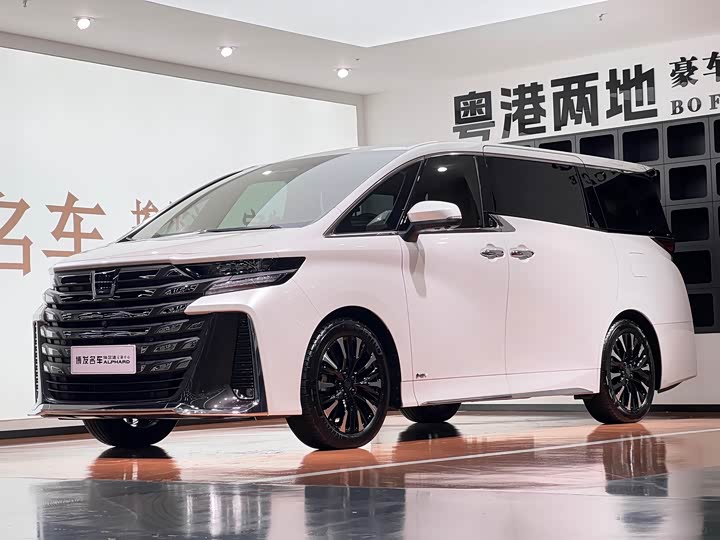 Toyota Vellfire, 2024 — купить в Калуге под ключ