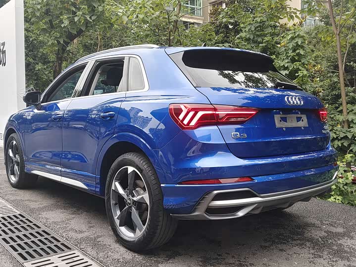 Audi Q3, 2022 — фото 6 из 9