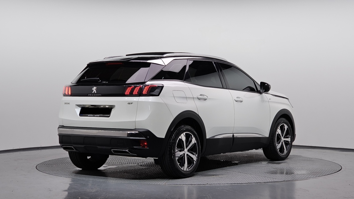 Peugeot 3008, 2022 — фото 2 из 12