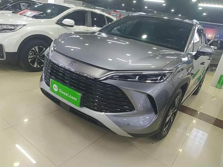 BYD Song L DM-i Hybrid, 2025 — фото 2 из 9