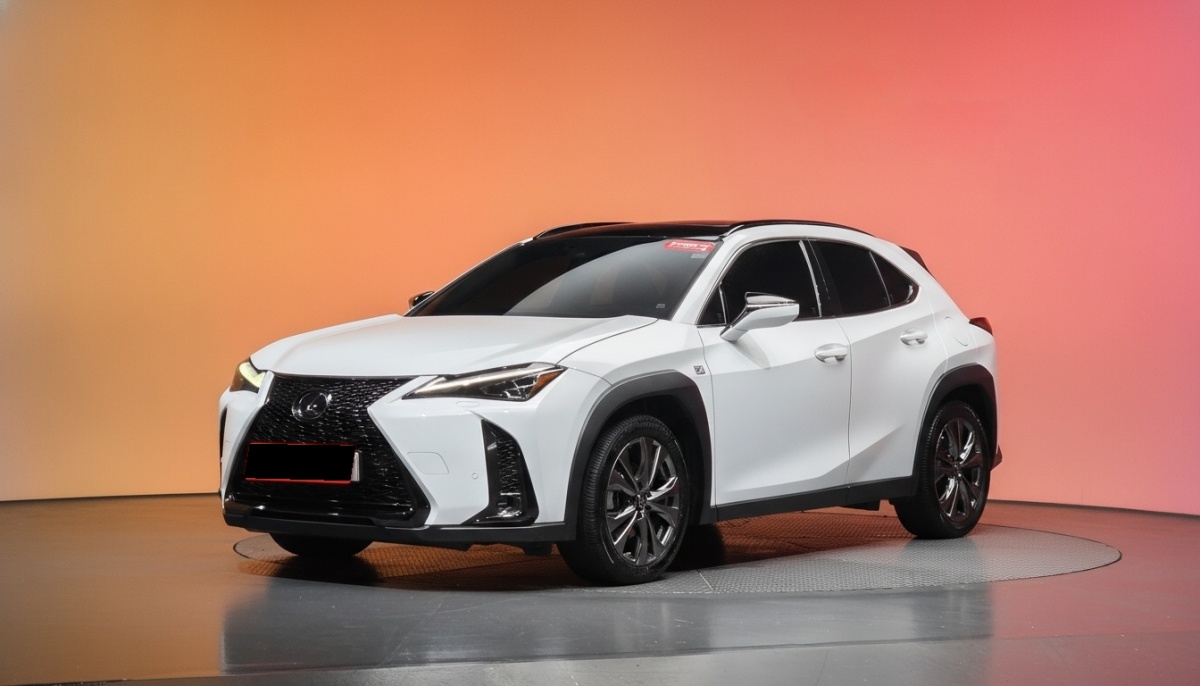 Lexus UX, 2023 — купить в Ульяновске под ключ