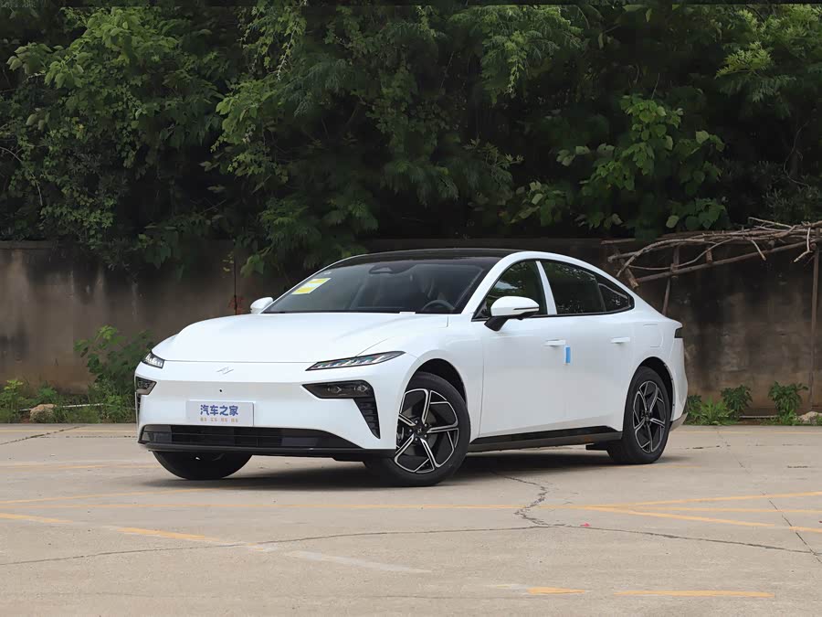 Dongfeng Yipai eπ 007, 2026 — купить в Ульяновске под ключ