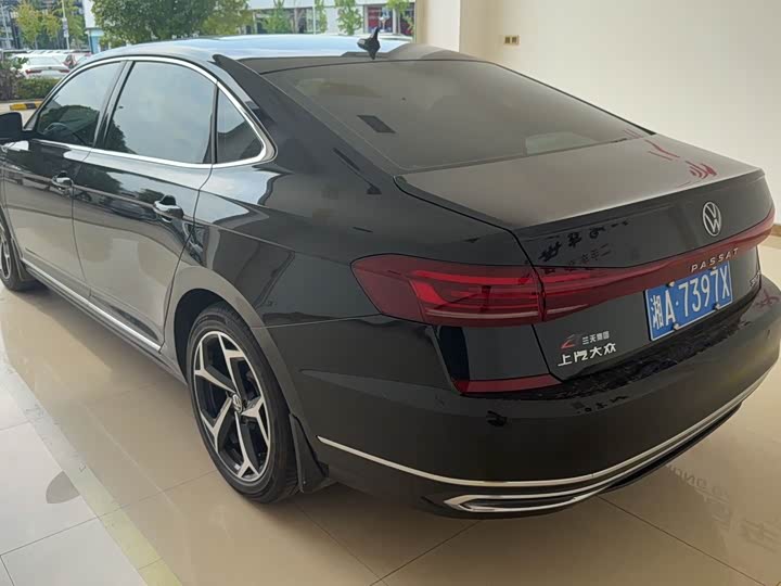 Volkswagen Passat, 2025 — фото 6 из 9
