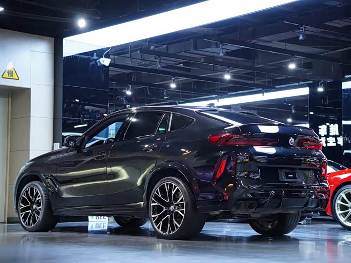 BMW X6 M, 2023 — фото 4 из 9