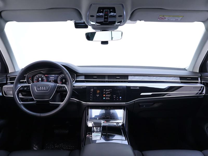 Audi A8, 2023 — фото 9 из 12