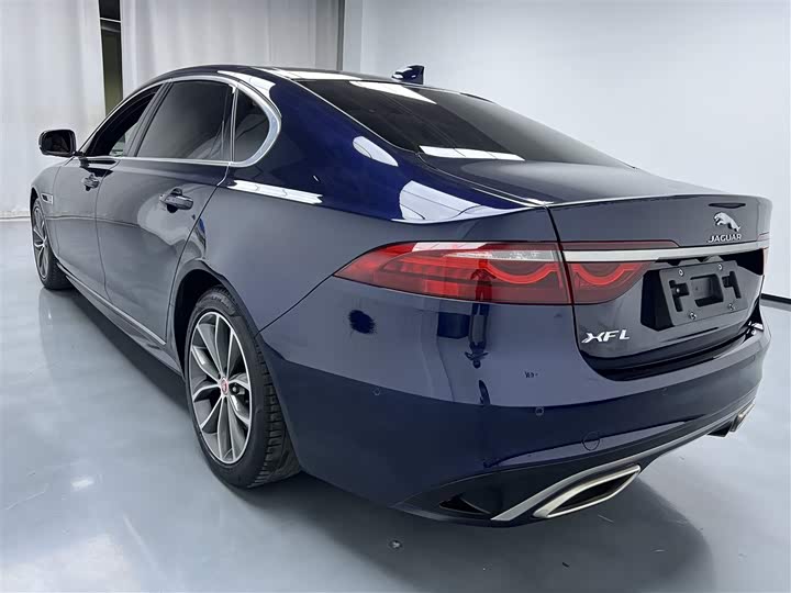 Jaguar XF L, 2022 — фото 4 из 9
