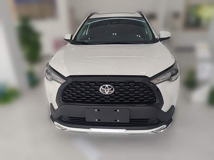 Toyota Corolla Cross, 2024 — фото 5 из 9