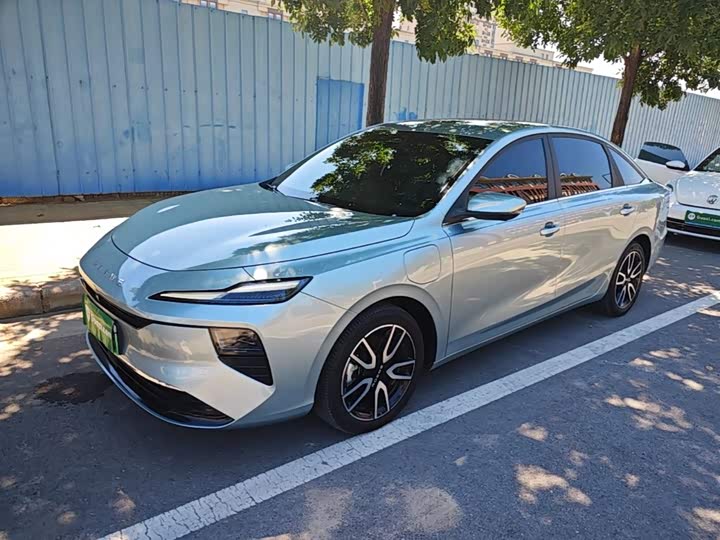 Roewe D6, 2025 — фото 2 из 9