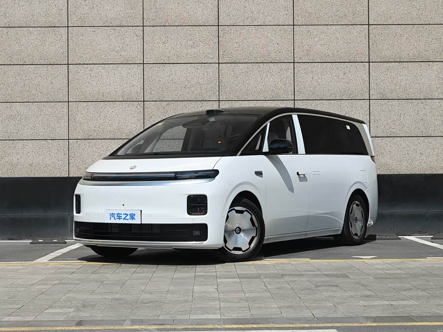 Leapmotor D99, 2026 — купить в Чебоксарах под ключ