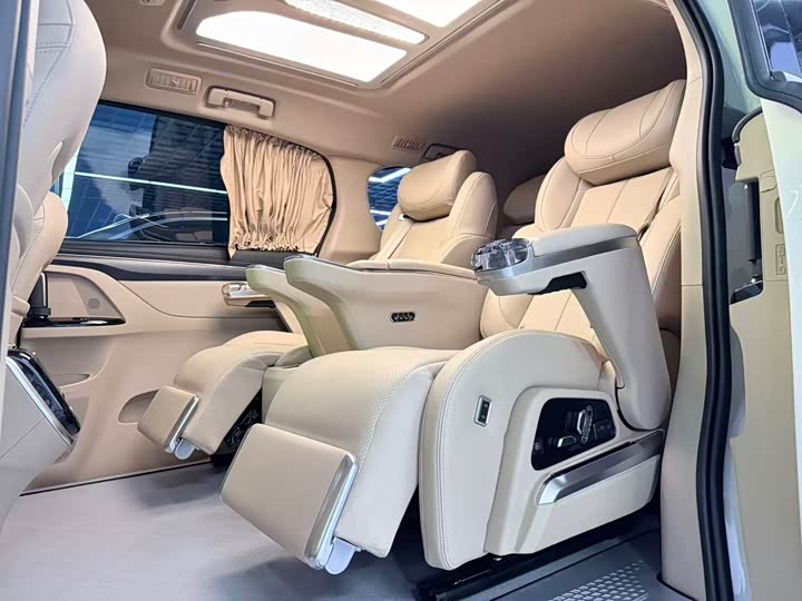 Buick GL8 Hybrid, 2025 — фото 9 из 9