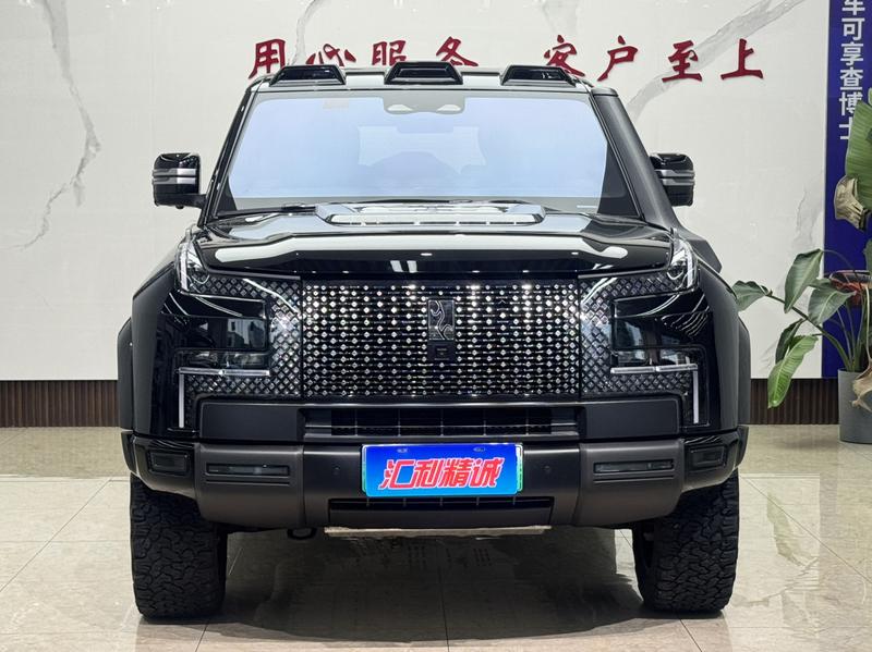BYD Yangwang U8, 2024 — фото 2 из 12