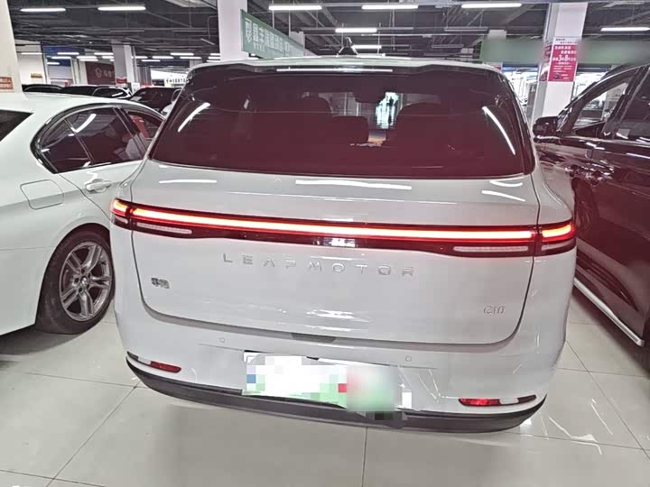 Leapmotor C10, 2025 — фото 6 из 9