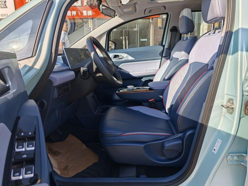 Geely Geometry E Firefly, 2023 — фото 11 из 12