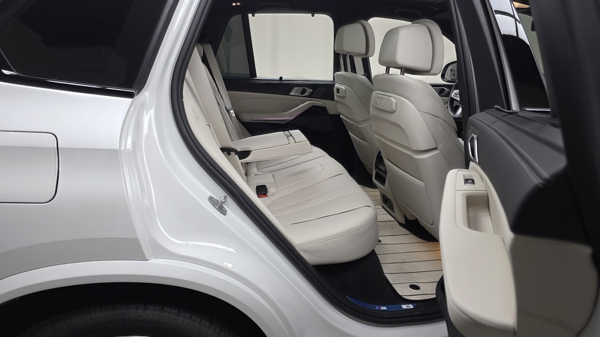 BMW X5, 2025 — фото 11 из 12