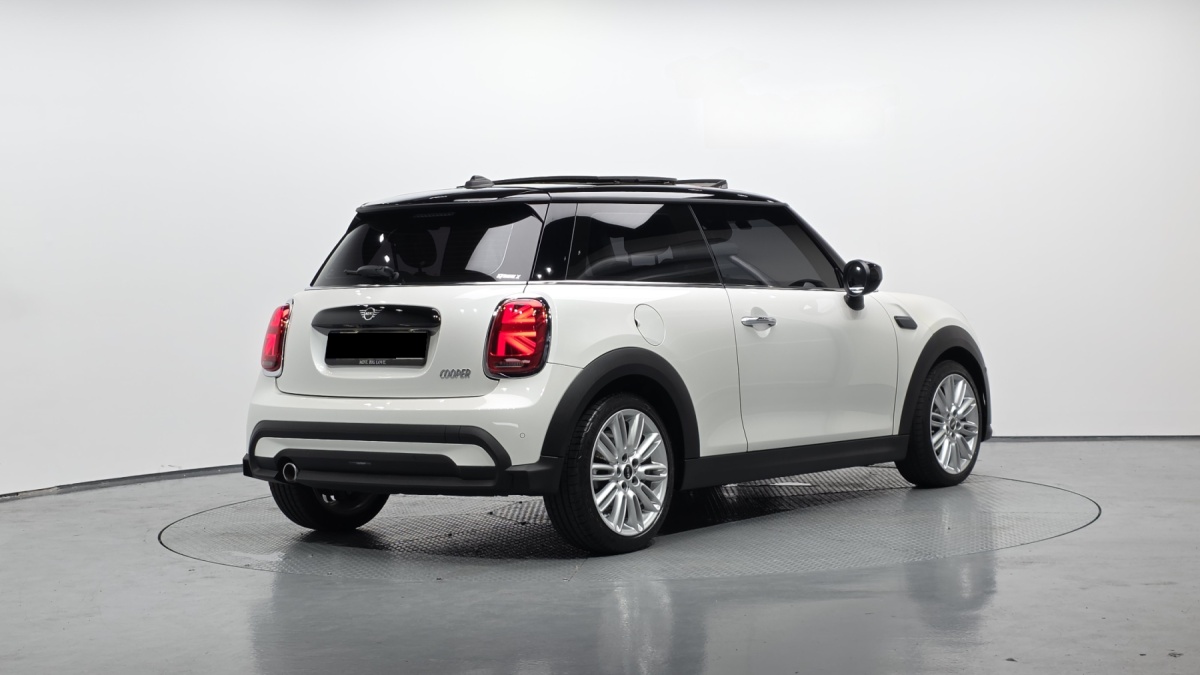 Mini Cooper, 2023 — фото 2 из 12