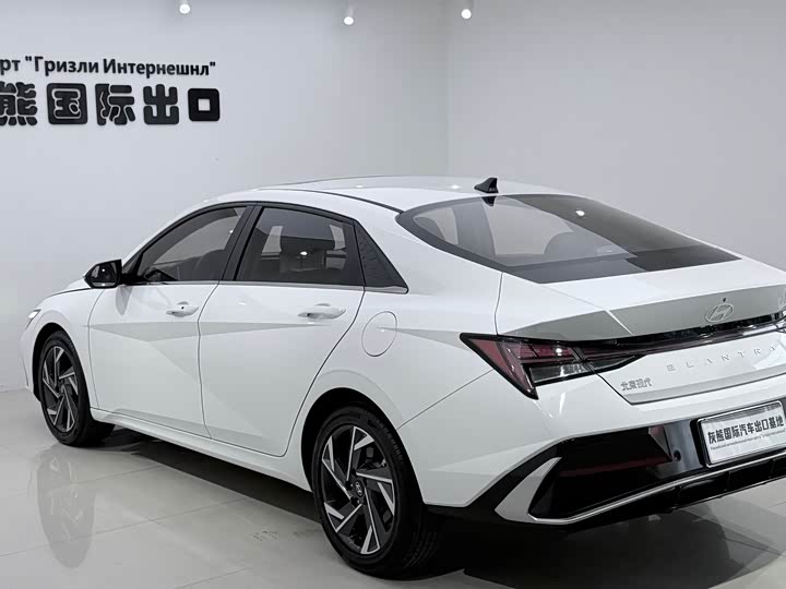 Hyundai Elantra N line, 2024 — фото 6 из 9